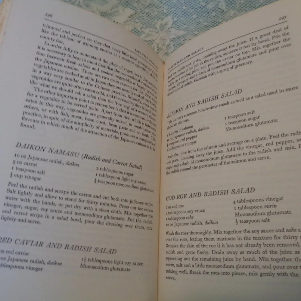 JAPANESE COOKING BOOK BY PETER & JOAN MARTIN 1970